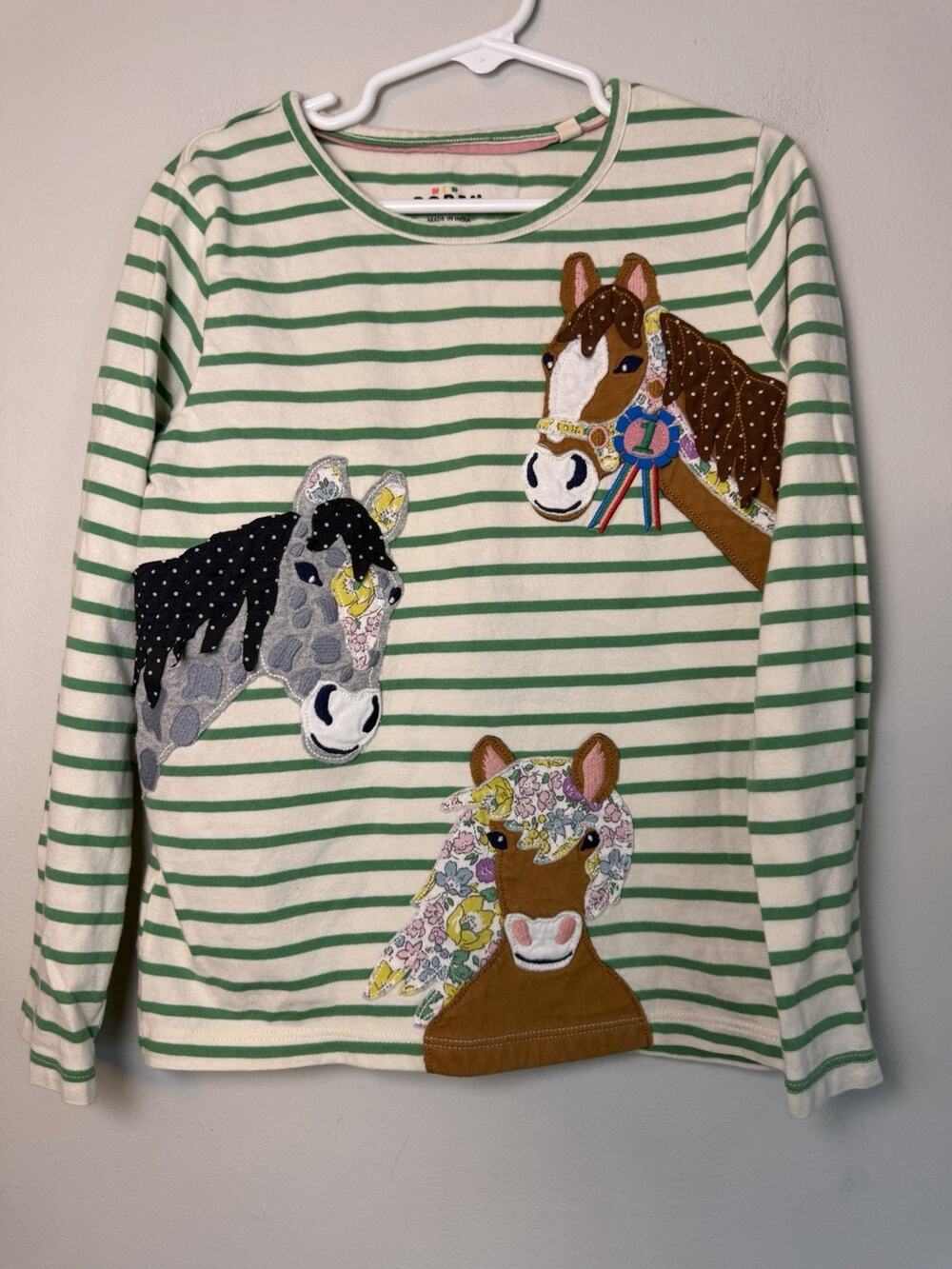 Mini Boden: Girls Long Sleeve Top w/ Horse Appliqués; Excell. Cond. Size (7-8Y)